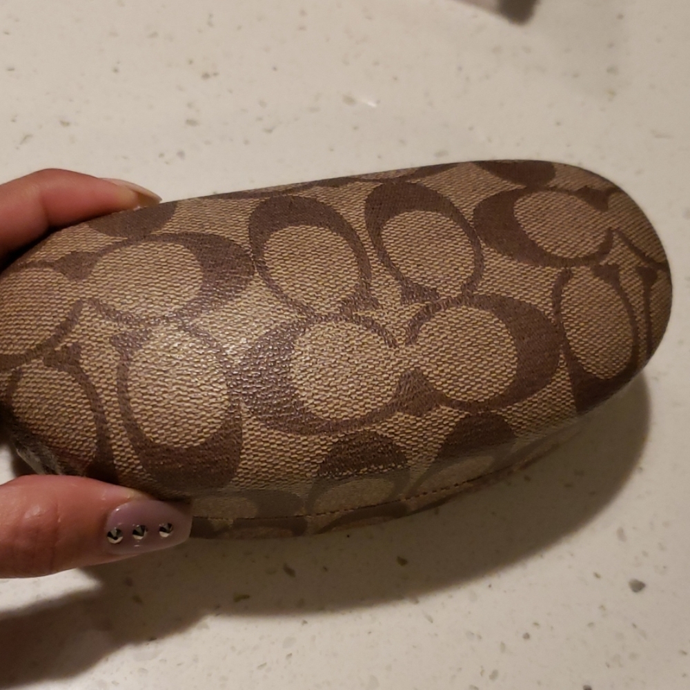 Coach sunglasses case - Picture 1 of 4